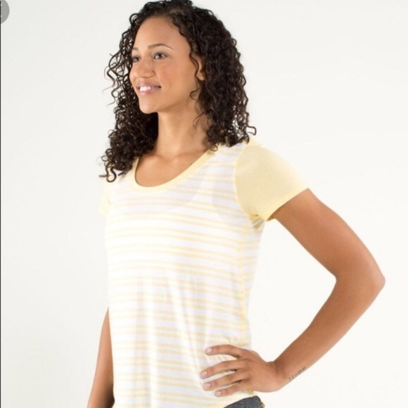 Lululemon Serene Yellow Twin Stripe Tee Shirt - Picture 2 of 8